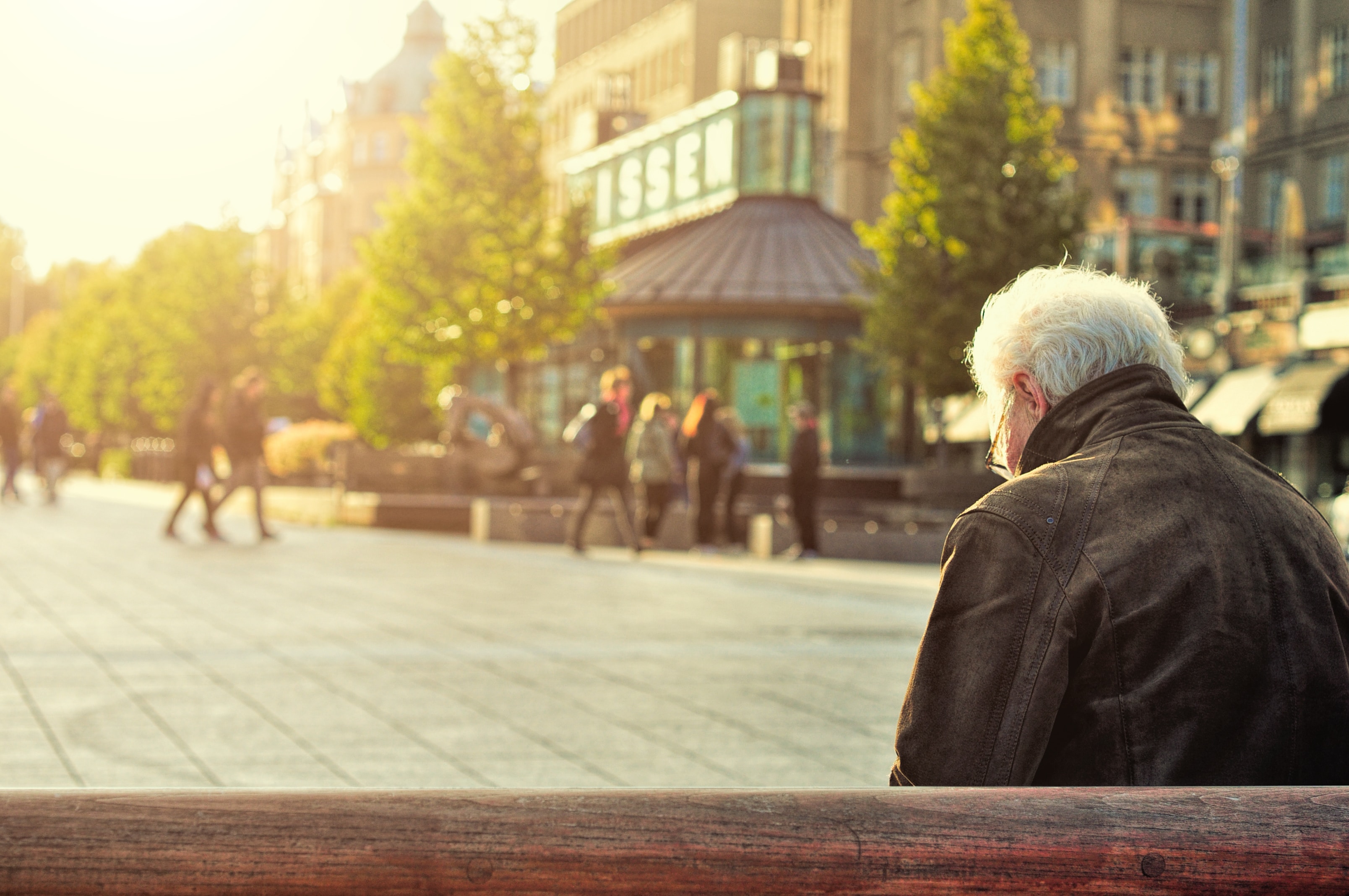 Les grandes conférences - L'âgisme: Comprendre et changer le regard social sur le vieillissement